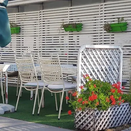 Corso Launch 住宿加早餐酒店 *